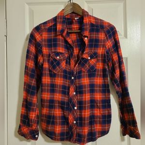 H&M flannel top, size 8 (medium)